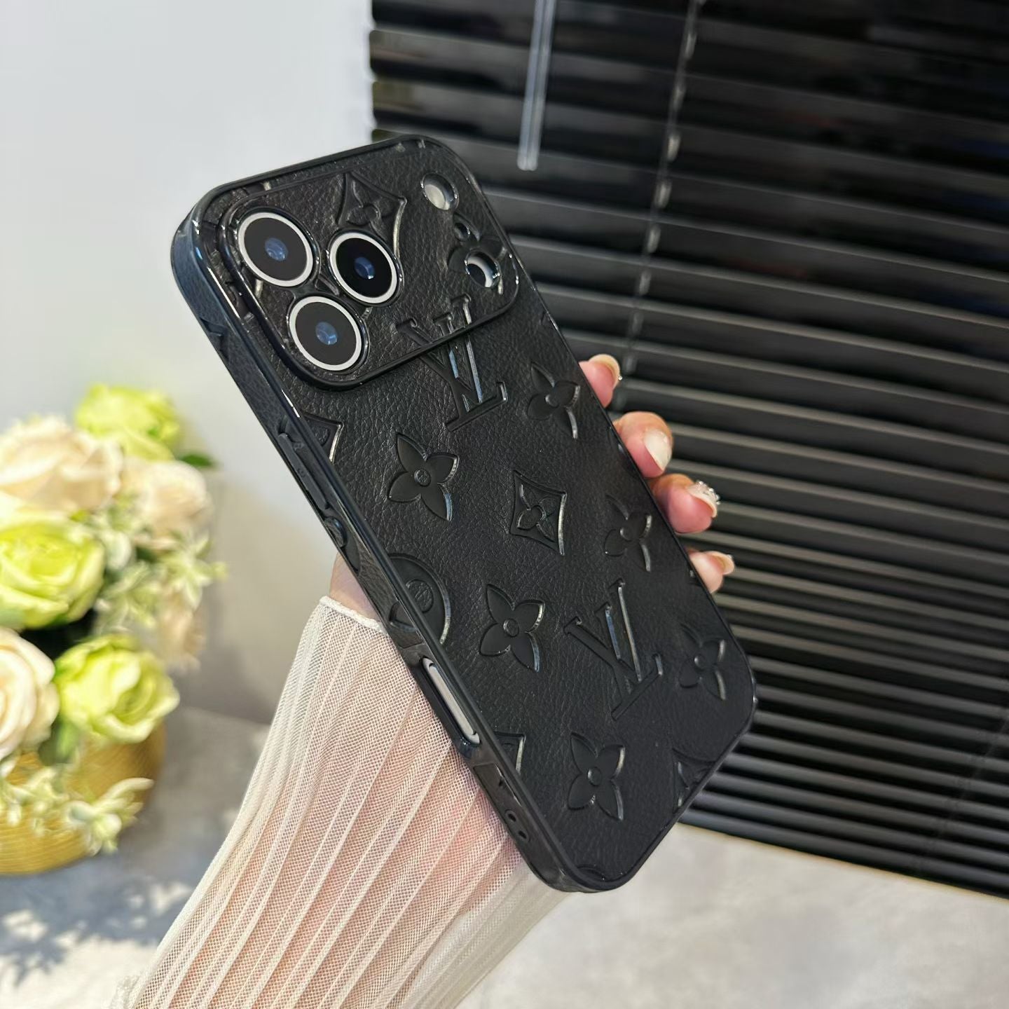 Lv Luxury Phone Case For iPhone 17/ 16 / 15 / 14