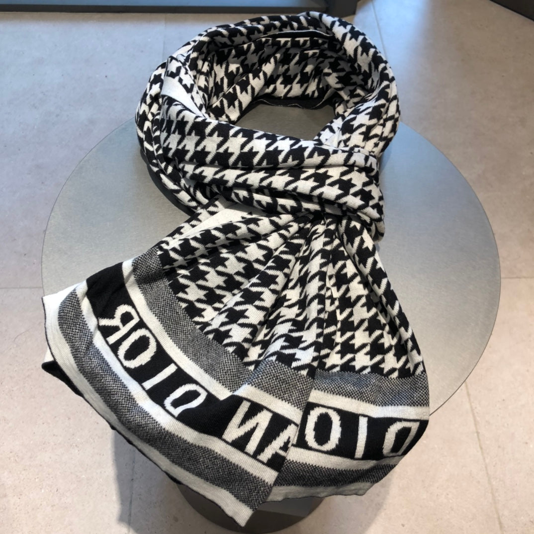 New 2 Colors Houndstooth Scarf