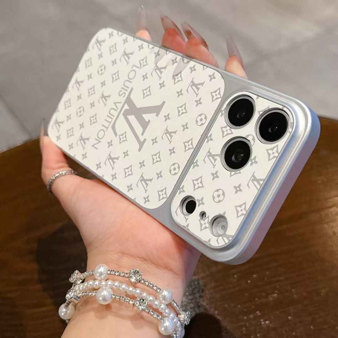 Luxurious LV Phone Case For iPhone 14-17