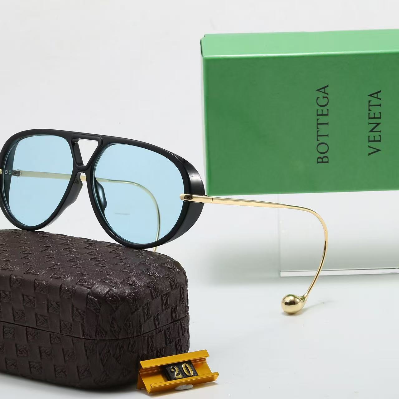 5 color fashion  letter temple polarized sunglasses