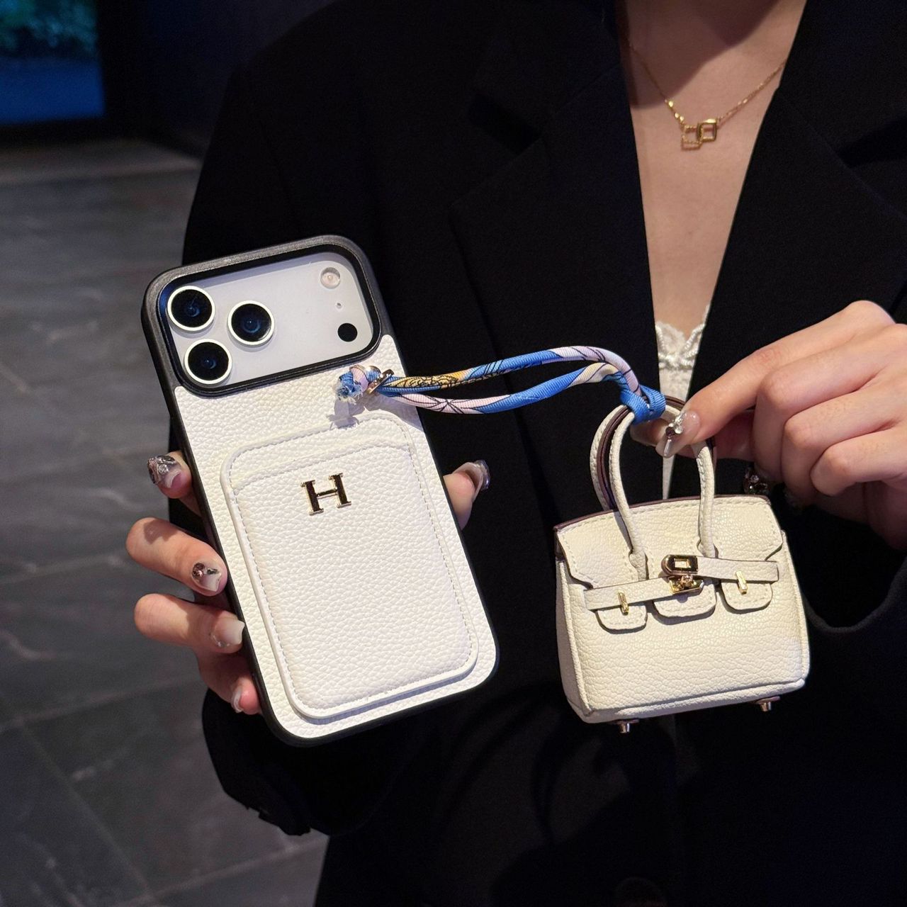 Luxury Hermes Case with AirPods Case For iPhone 14-17