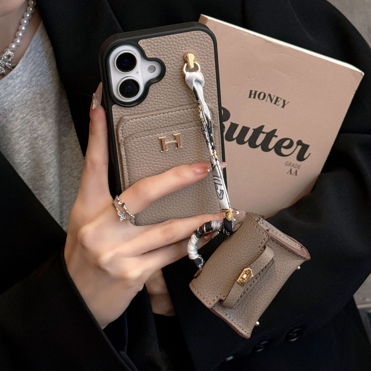 Luxury Hermes Case with AirPods Case For iPhone 14-17